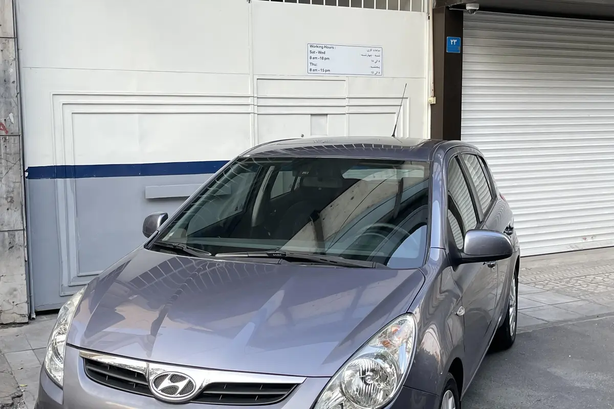 هیوندای  i20