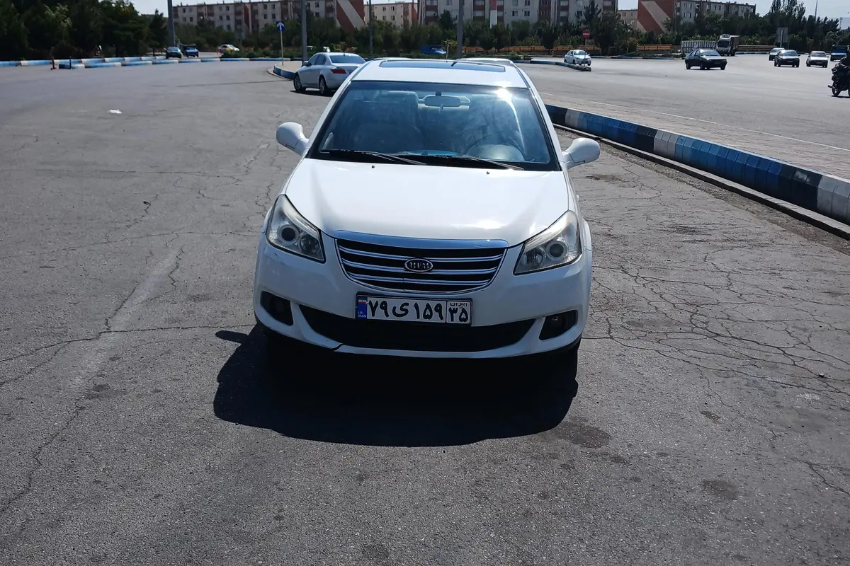ام وی ام،  550