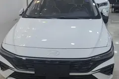 هیوندای، النترا