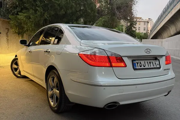 هیوندای  جنسیس