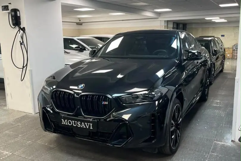 ب ام و،  X6