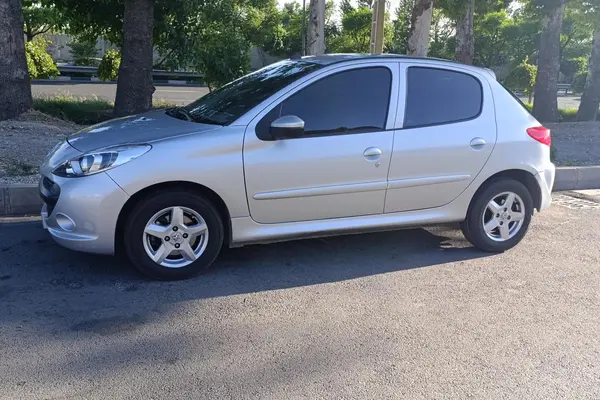 پژو  207