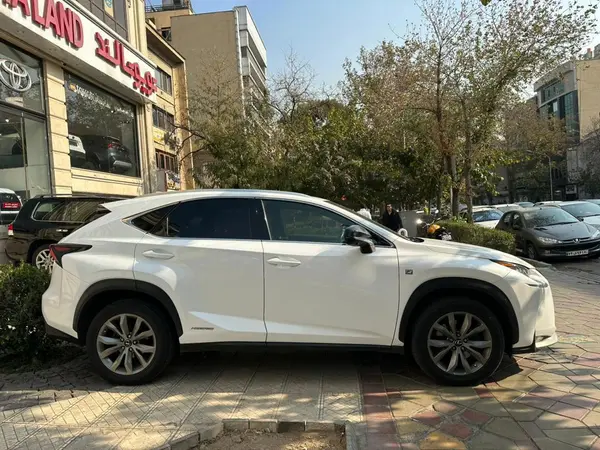 لکسوس، NX هیبرید