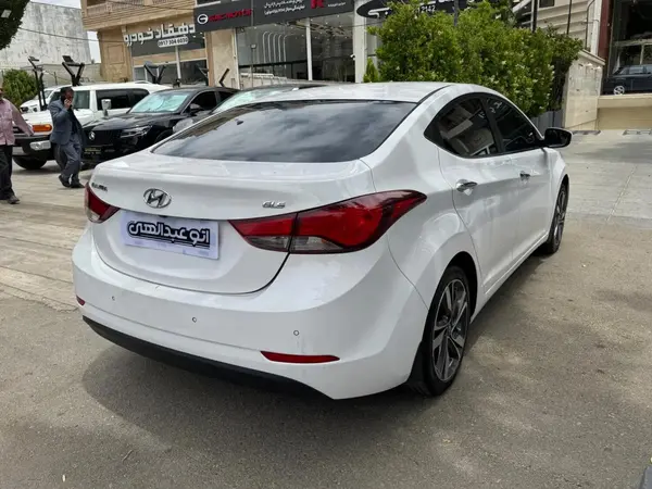 هیوندای  النترا