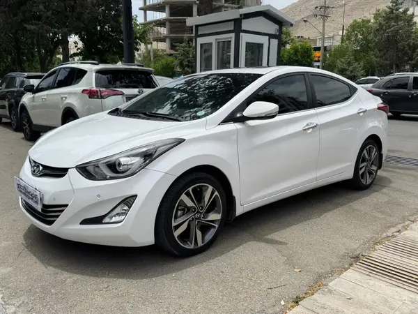 هیوندای  النترا
