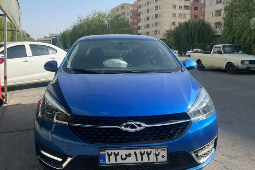 چری،  آریزو 5