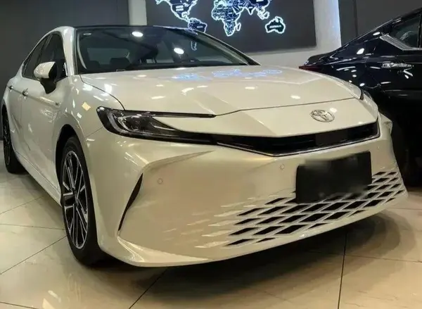 تویوتا، کمری هیبرید