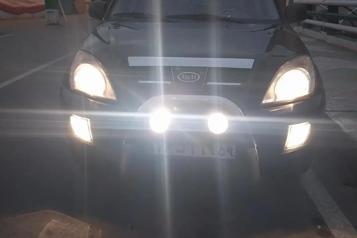 ام وی ام،  X33