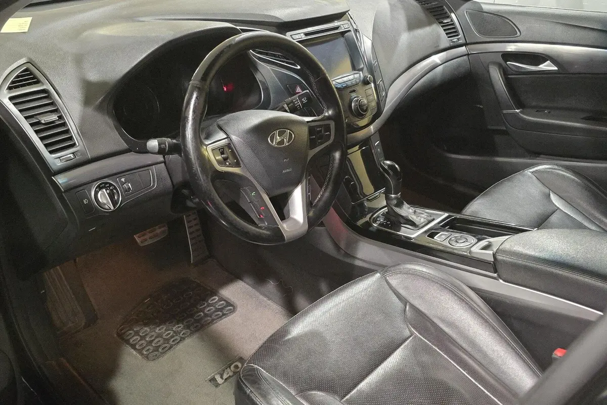 هیوندای،  i40