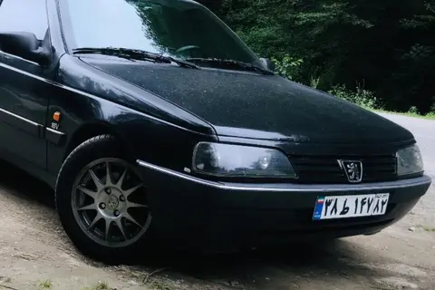 پژو، 405