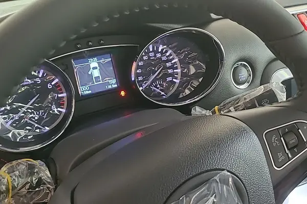 کی ام سی  T8