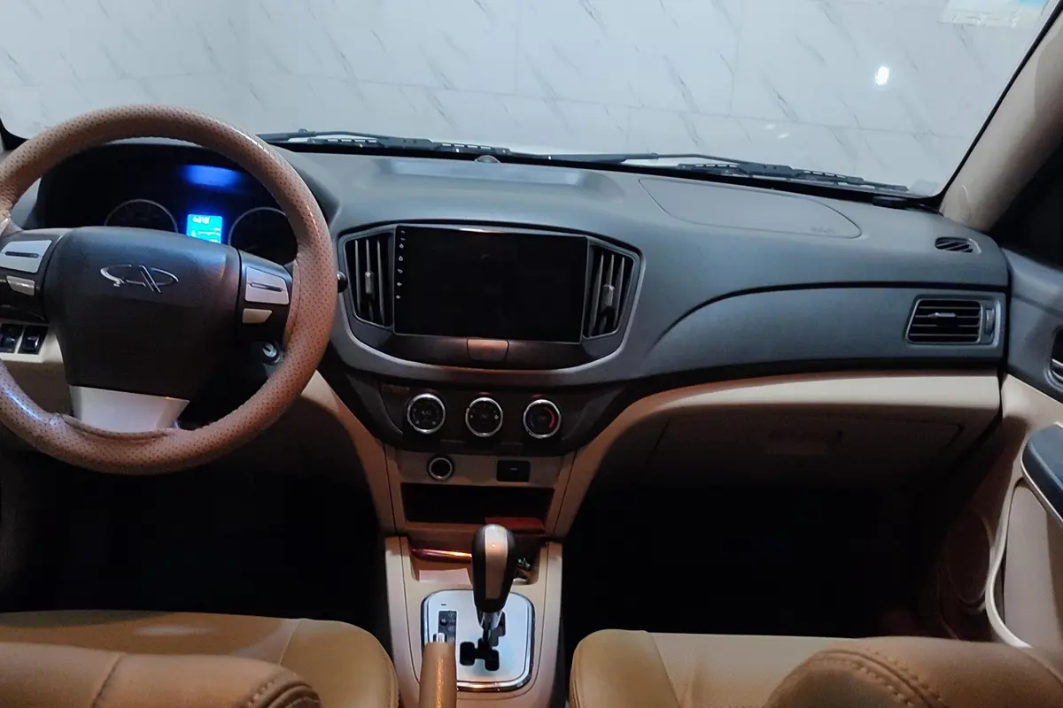 ام وی ام،  550