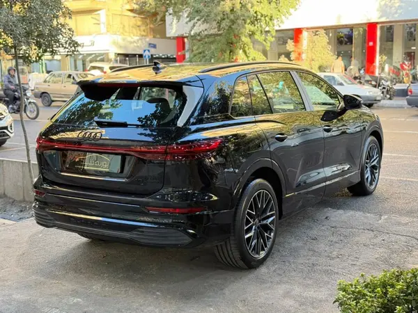 آئودی، Q5 e-tron