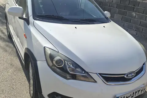 ام وی ام، 315هاچ بک