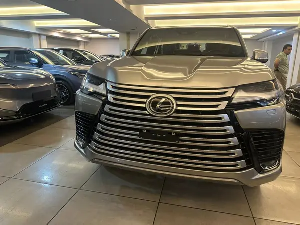 لکسوس  LX