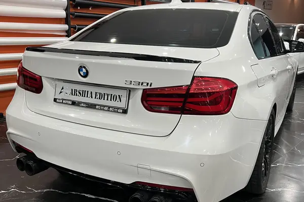 ب ام و، سری 3 سدان