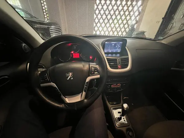 پژو  207