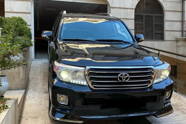 تویوتا، لندکروز چهار در