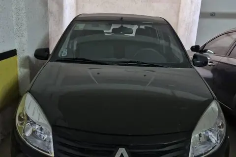 رنو، ساندرو