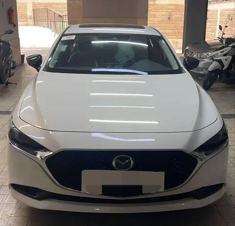 مزدا، 3 وارداتی