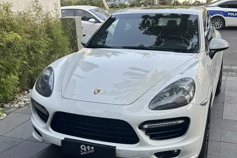 پورشه، کاین
