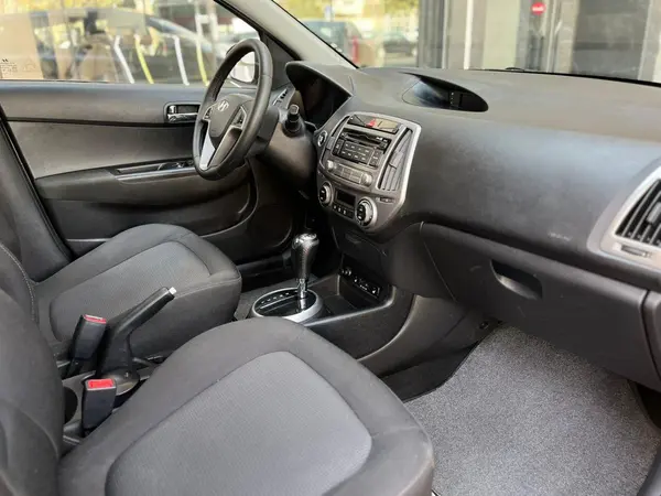 هیوندای، i20