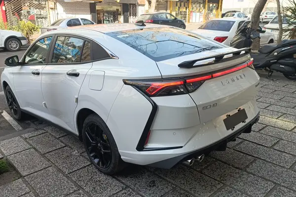 لاماری، اکو