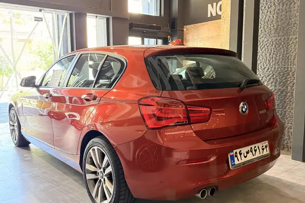 ب ام و، سری 1 هاچ بک