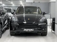 پورشه، کاین