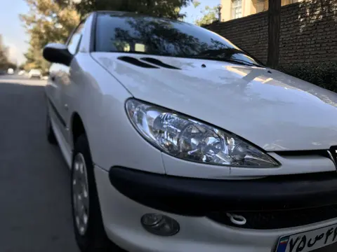 پژو، 206 SD