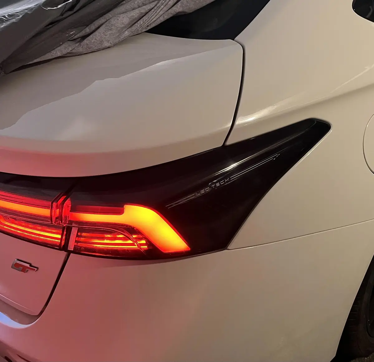 فونیکس،  آریزو 6 جی تی (Z6 GT)