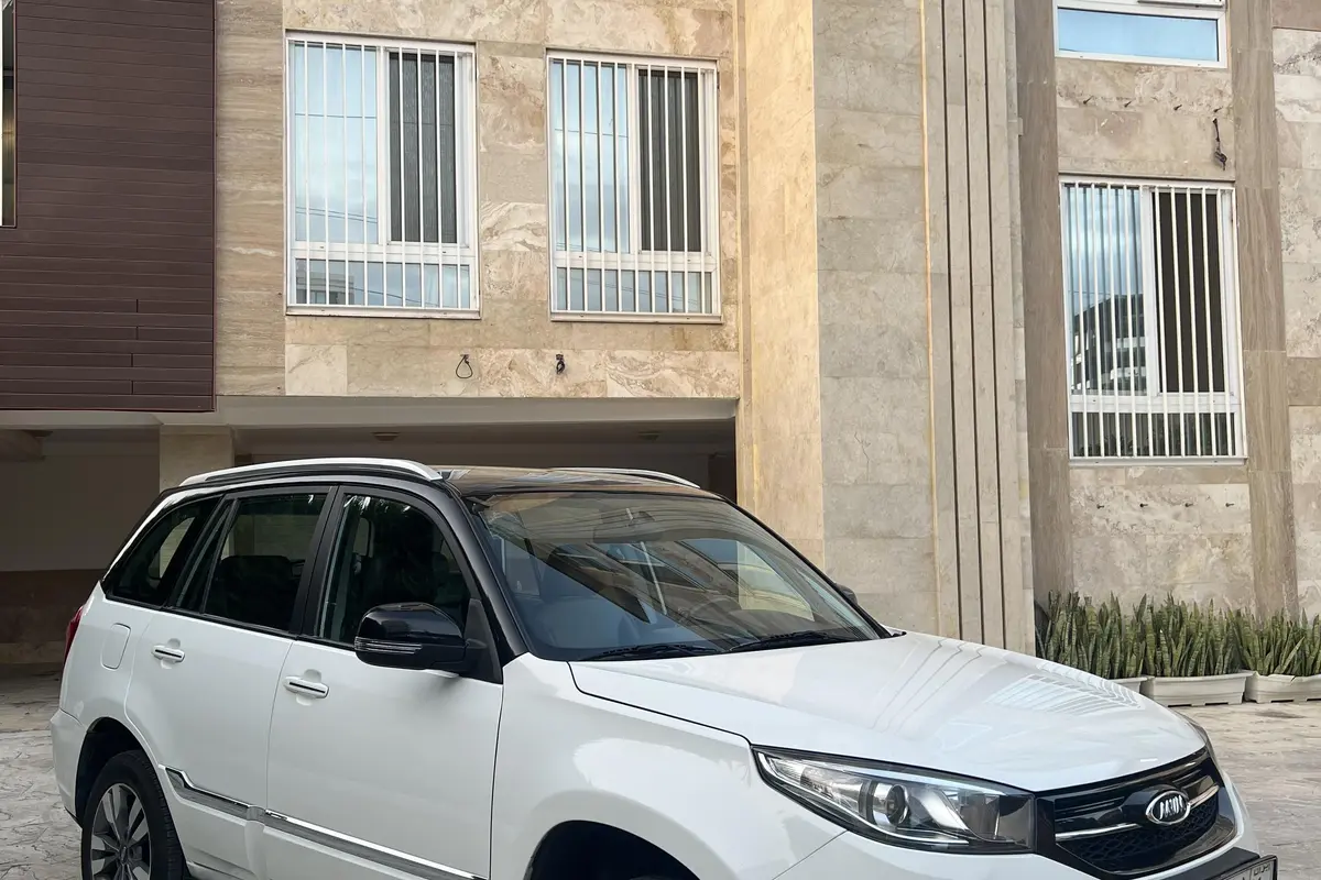 ام وی ام،  X33 S