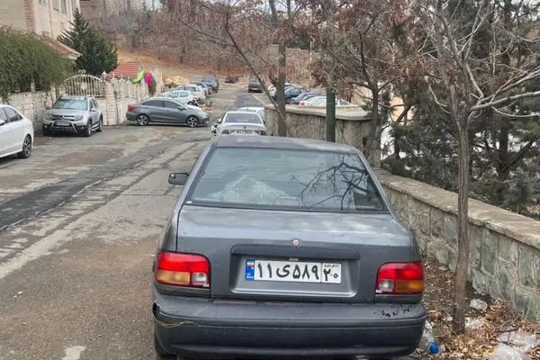 پراید، صندوق دار