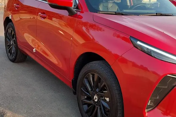 لاماری، ایما