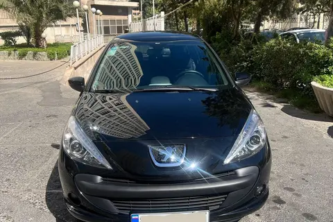 پژو، 207
