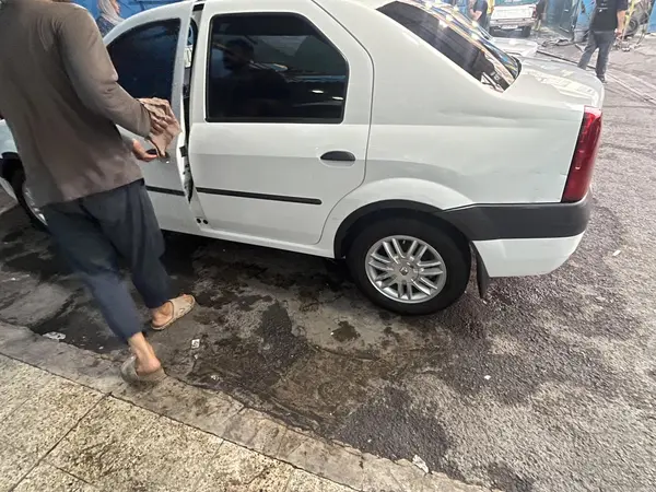 رنو  پارس تندر