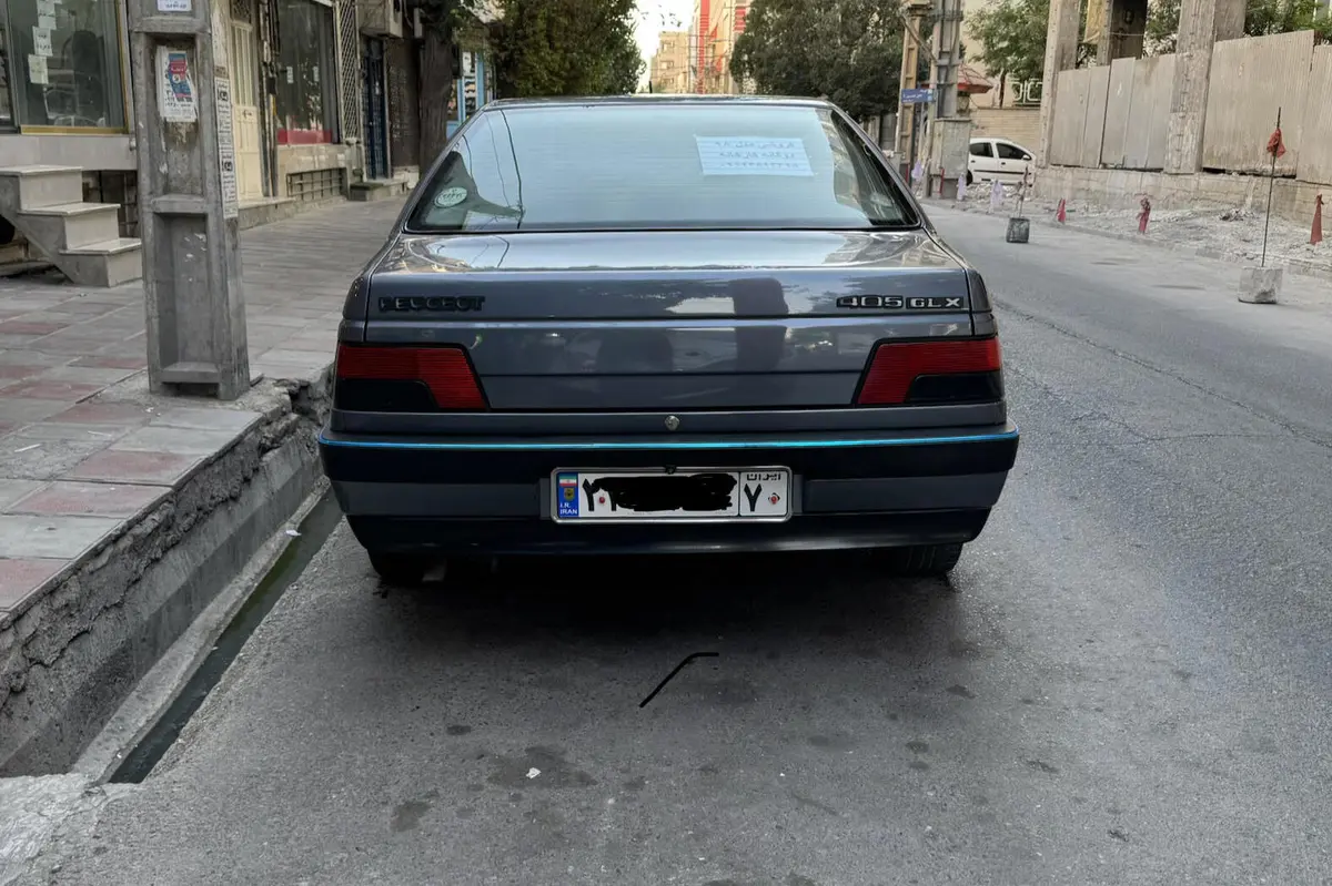 پژو،  405