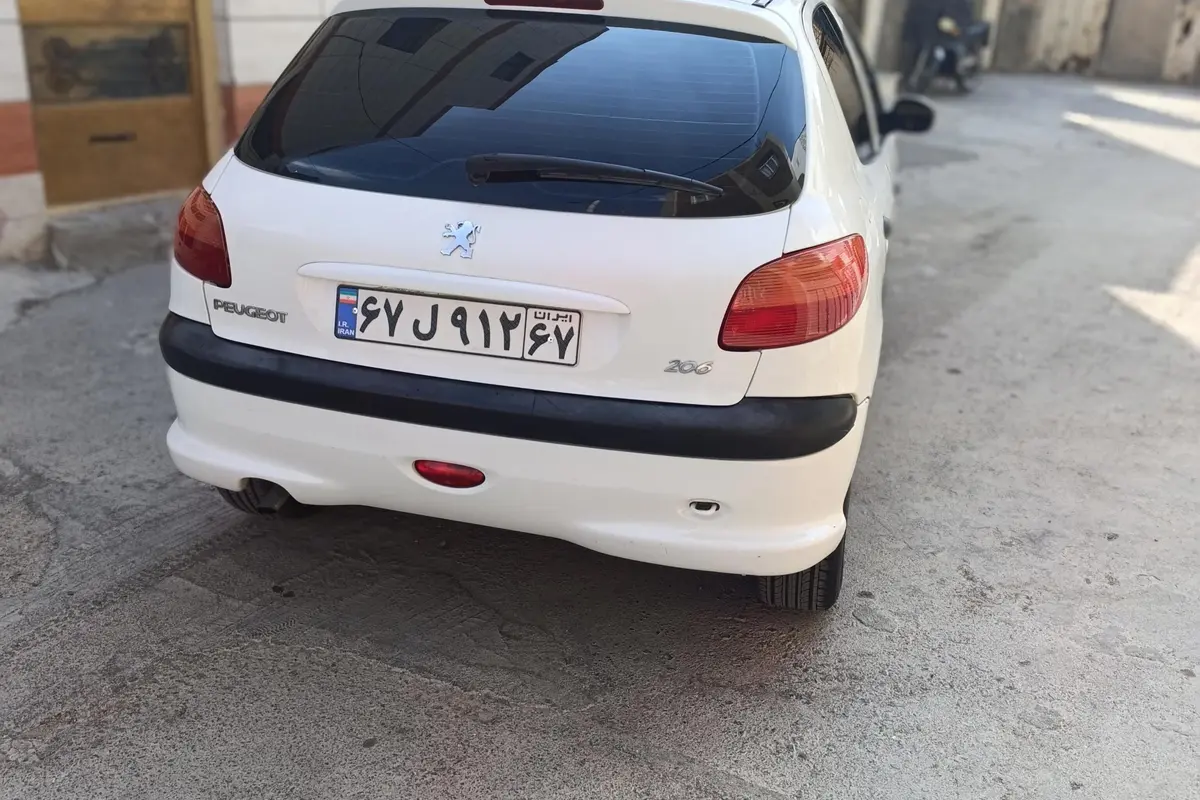 پژو،  206