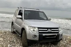 میتسوبیشی، پاجرو دو در