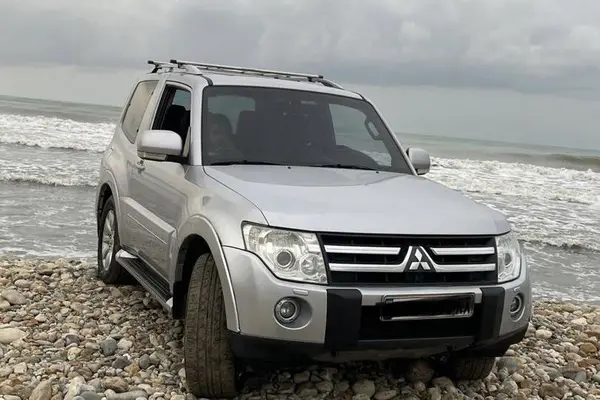 میتسوبیشی، پاجرو دو در