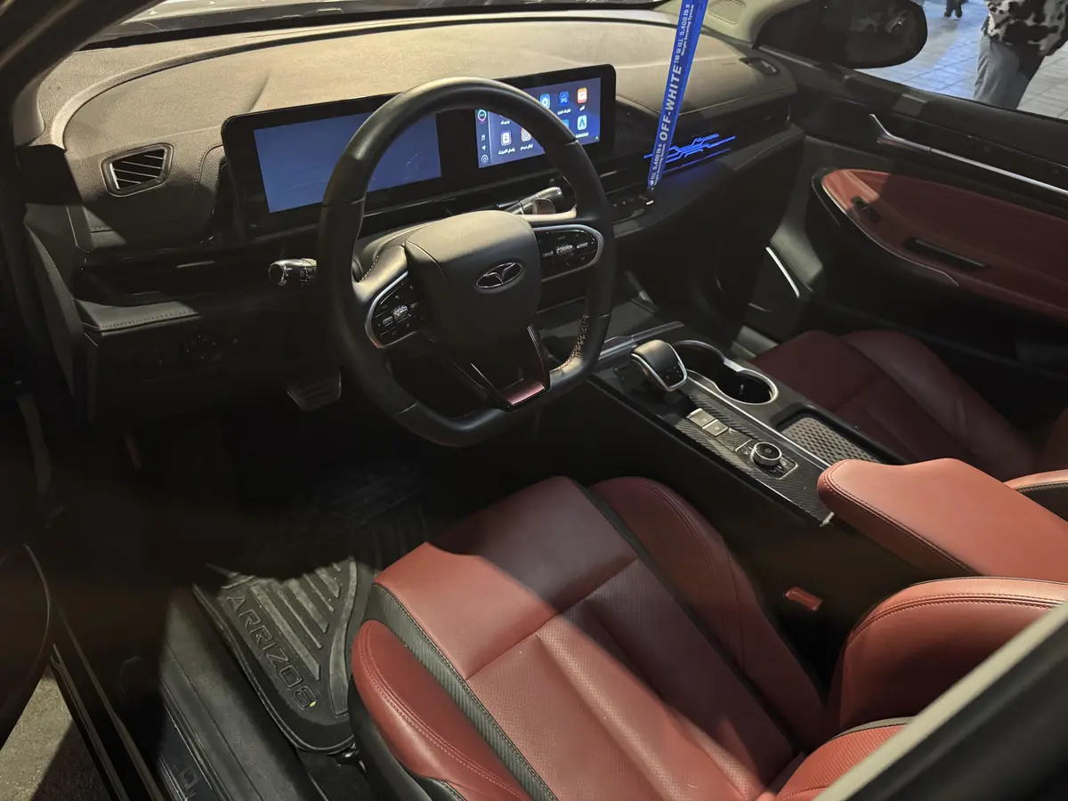 فونیکس،  آریزو 6 جی تی (Z6 GT)