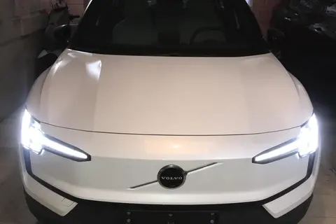 ولوو، EX30