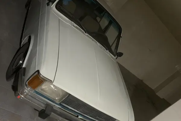 پیکان، سدان