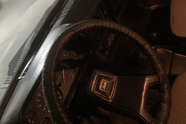 پیکان، سدان