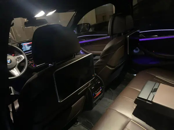 ب ام و، سری 5 سدان