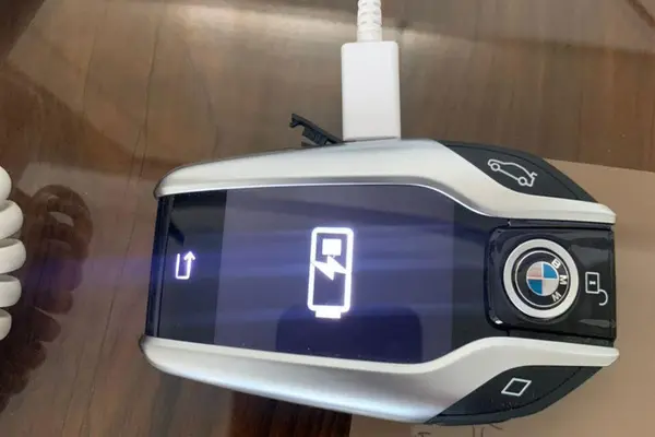 ب ام و، سری 5 سدان