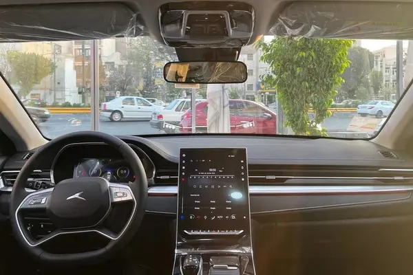 پیش فروش کی ام سی، J7