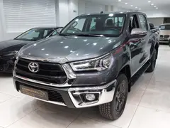 تویوتا، هایلوکس دو کابین