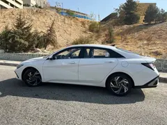 هیوندای، النترا