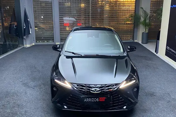 فونیکس، آریزو 6 جی تی (Z6 GT)